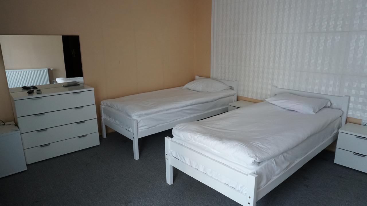 Meka Hotel Dragash Eksteriør billede