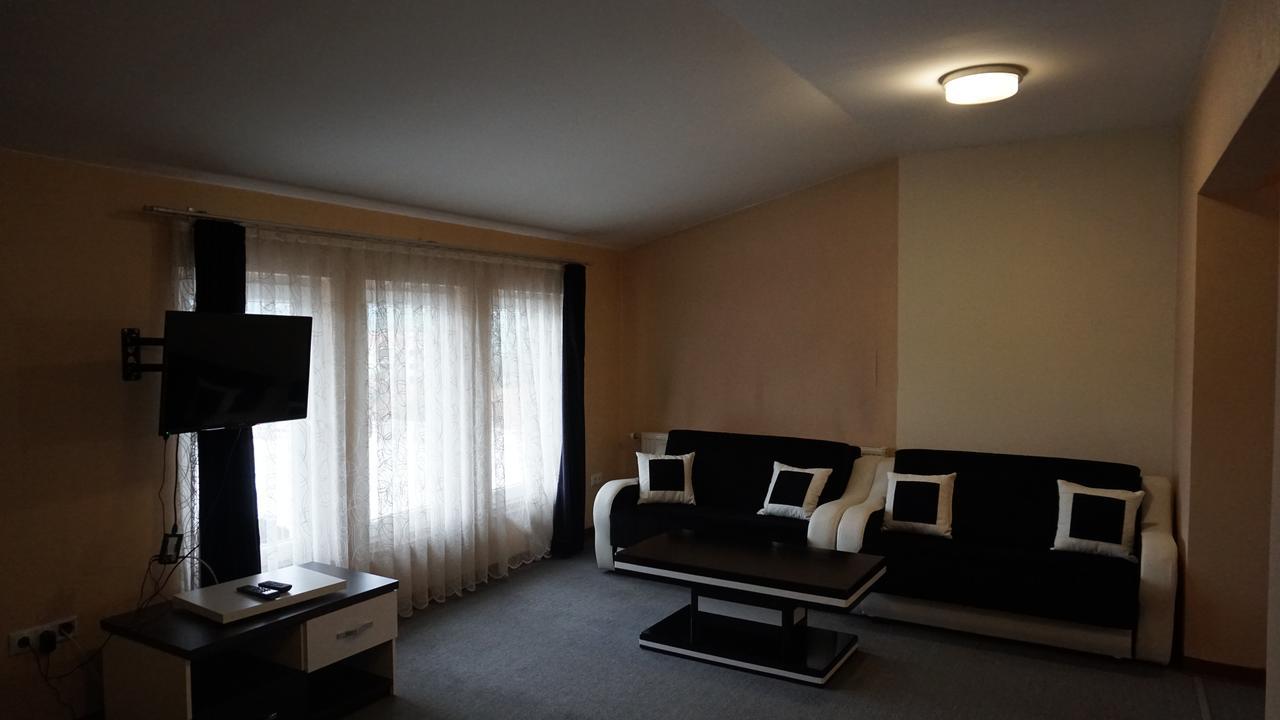 Meka Hotel Dragash Eksteriør billede